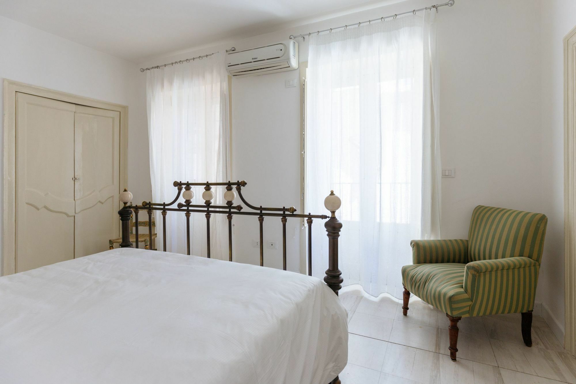Sant'Elia Prestige Apartment With Balcony Palermo Kültér fotó